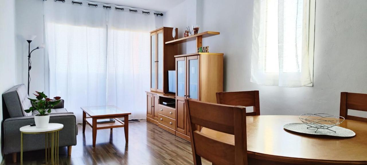 Sea Apartment Con Vistas Al Mar Беналмадена Екстериор снимка